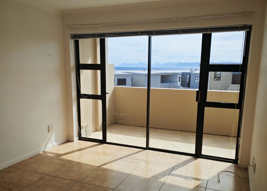 2 Bedroom Property for Sale in De Kelders Western Cape